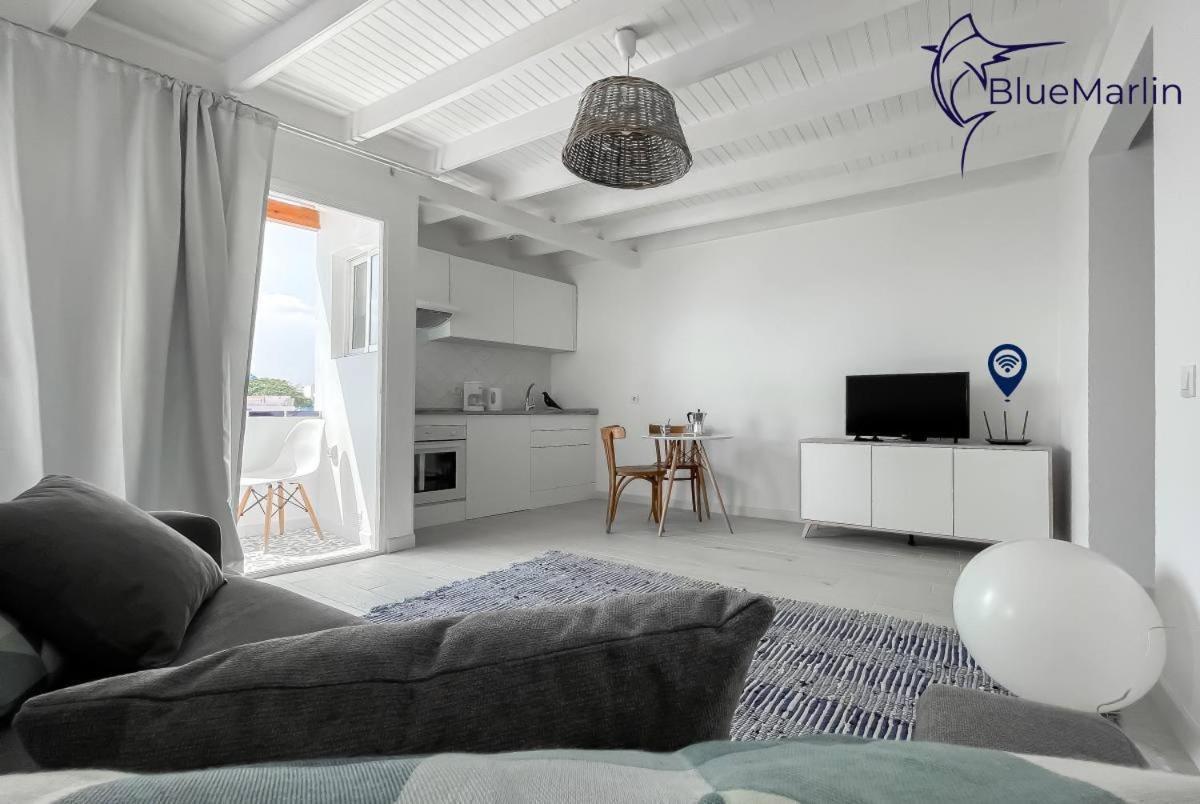 B-Rent Bluemarlin Boutique Sea View Apartment คอร์ราเลโฮ ภายนอก รูปภาพ