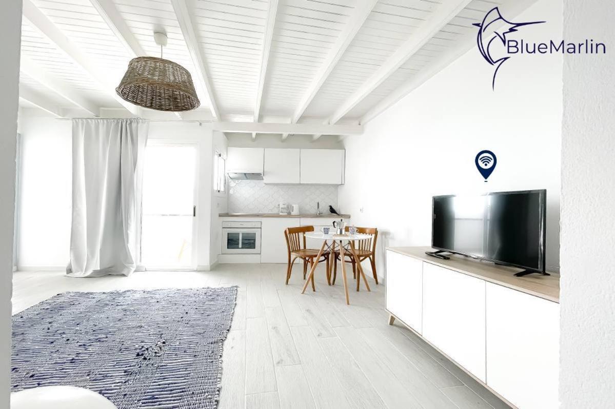 B-Rent Bluemarlin Boutique Sea View Apartment คอร์ราเลโฮ ภายนอก รูปภาพ