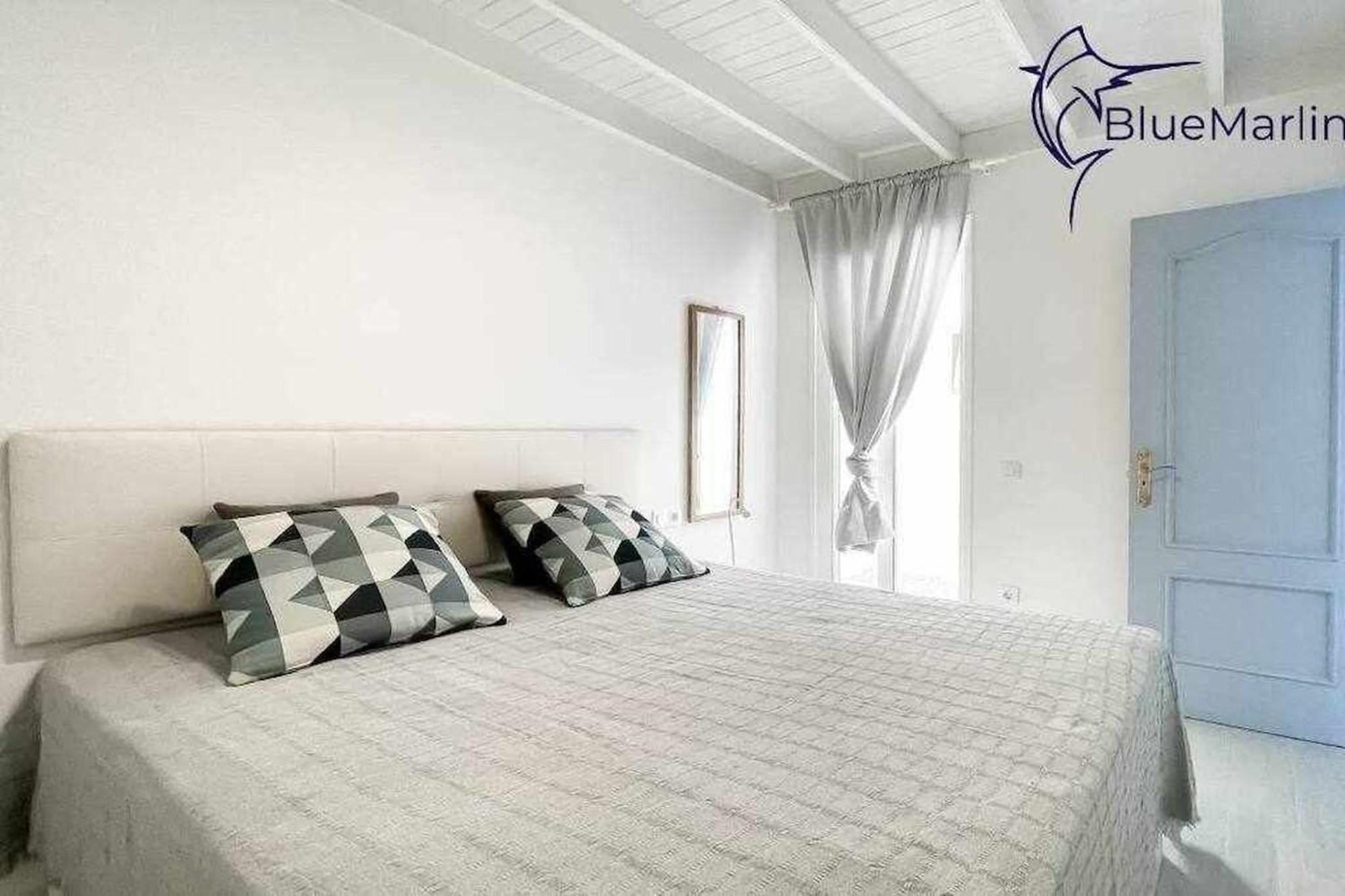 B-Rent Bluemarlin Boutique Sea View Apartment คอร์ราเลโฮ ภายนอก รูปภาพ