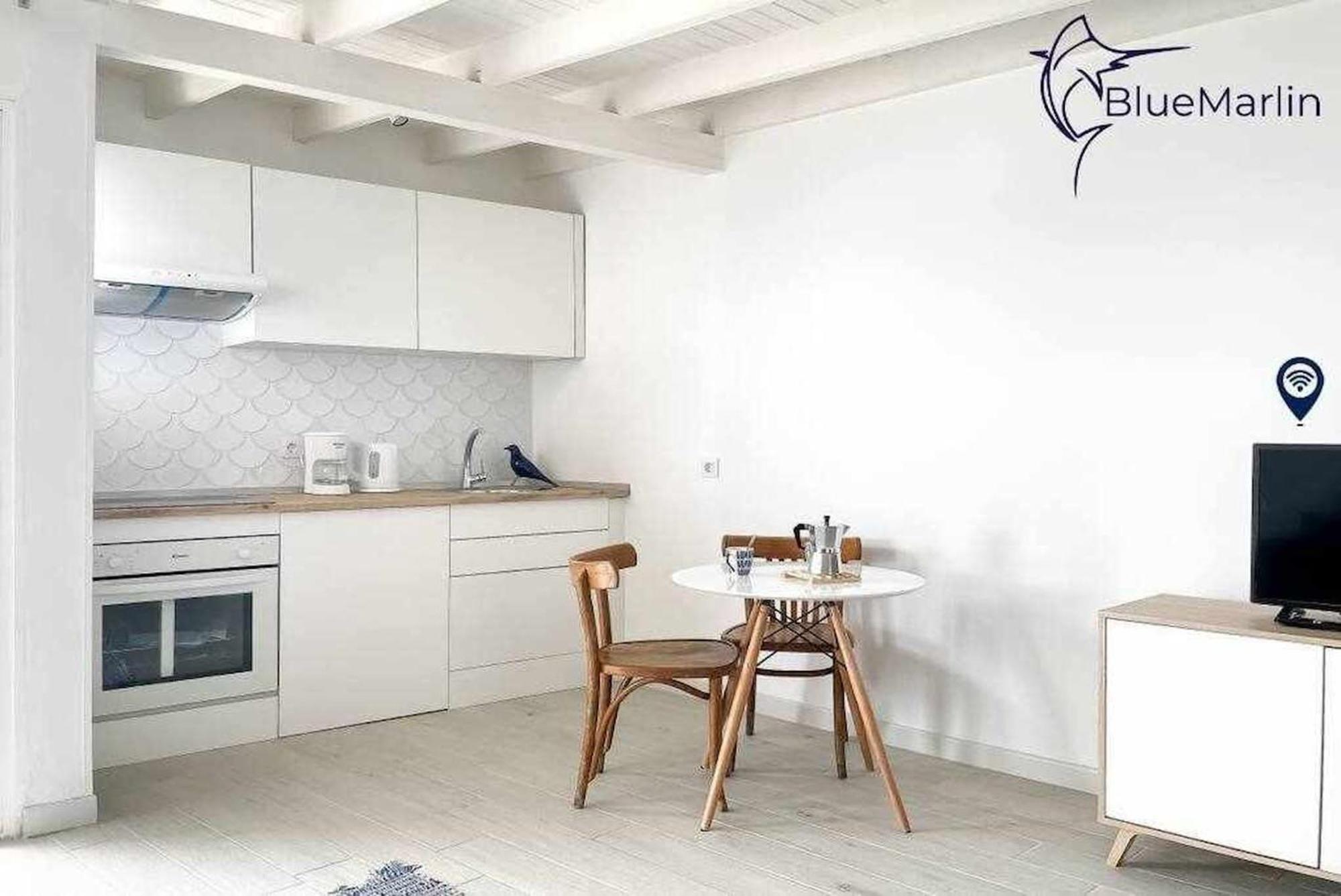 B-Rent Bluemarlin Boutique Sea View Apartment คอร์ราเลโฮ ภายนอก รูปภาพ