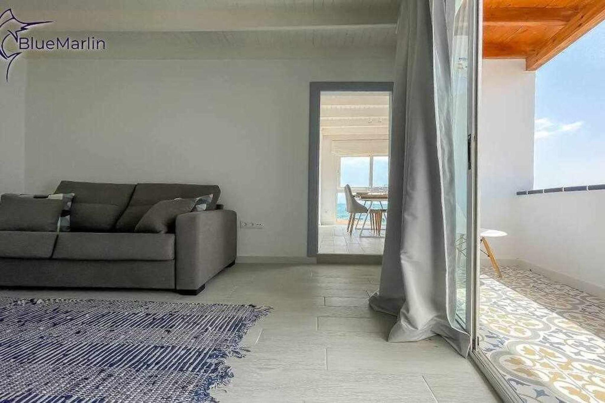 B-Rent Bluemarlin Boutique Sea View Apartment คอร์ราเลโฮ ภายนอก รูปภาพ
