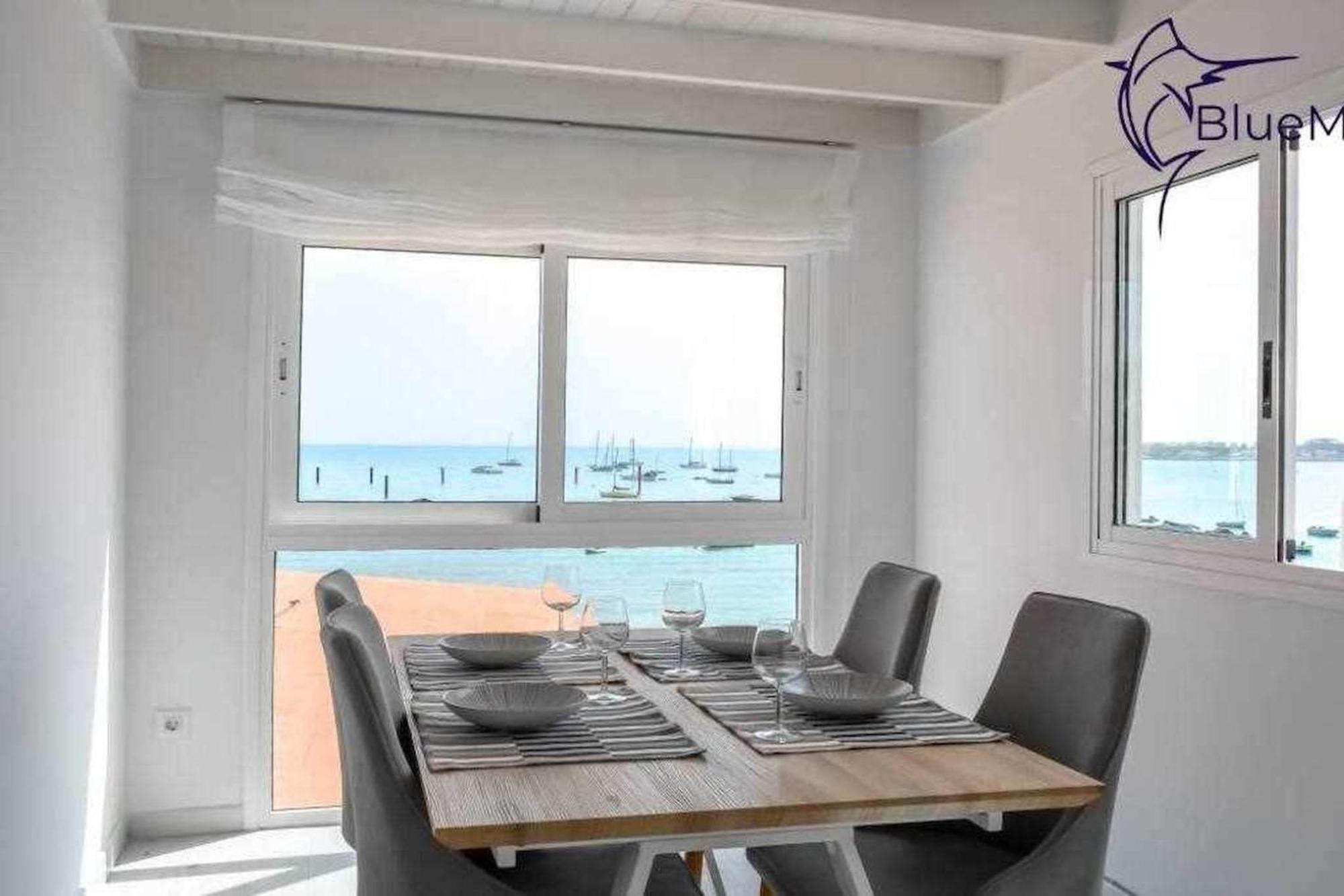 B-Rent Bluemarlin Boutique Sea View Apartment คอร์ราเลโฮ ภายนอก รูปภาพ