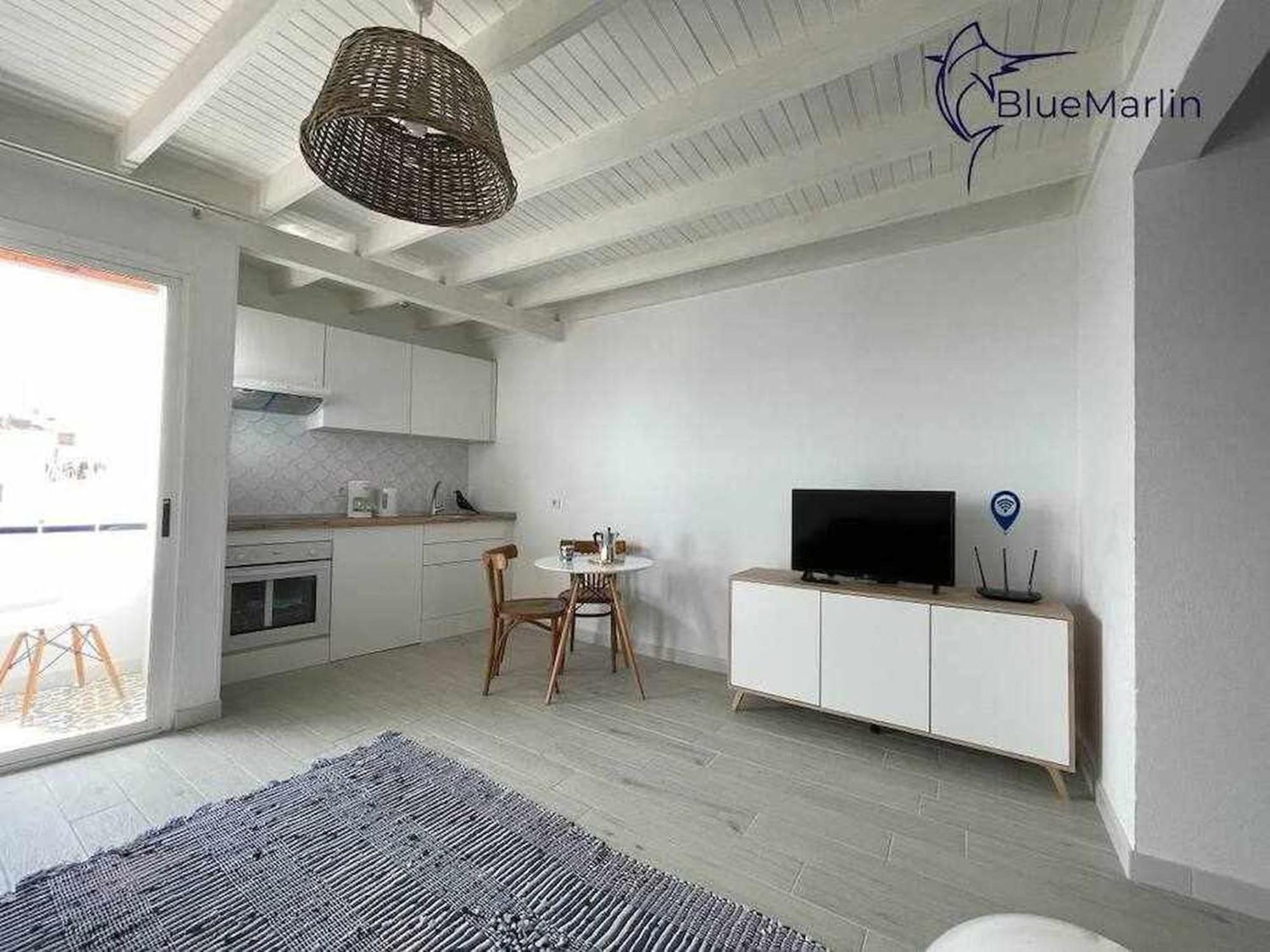 B-Rent Bluemarlin Boutique Sea View Apartment คอร์ราเลโฮ ภายนอก รูปภาพ